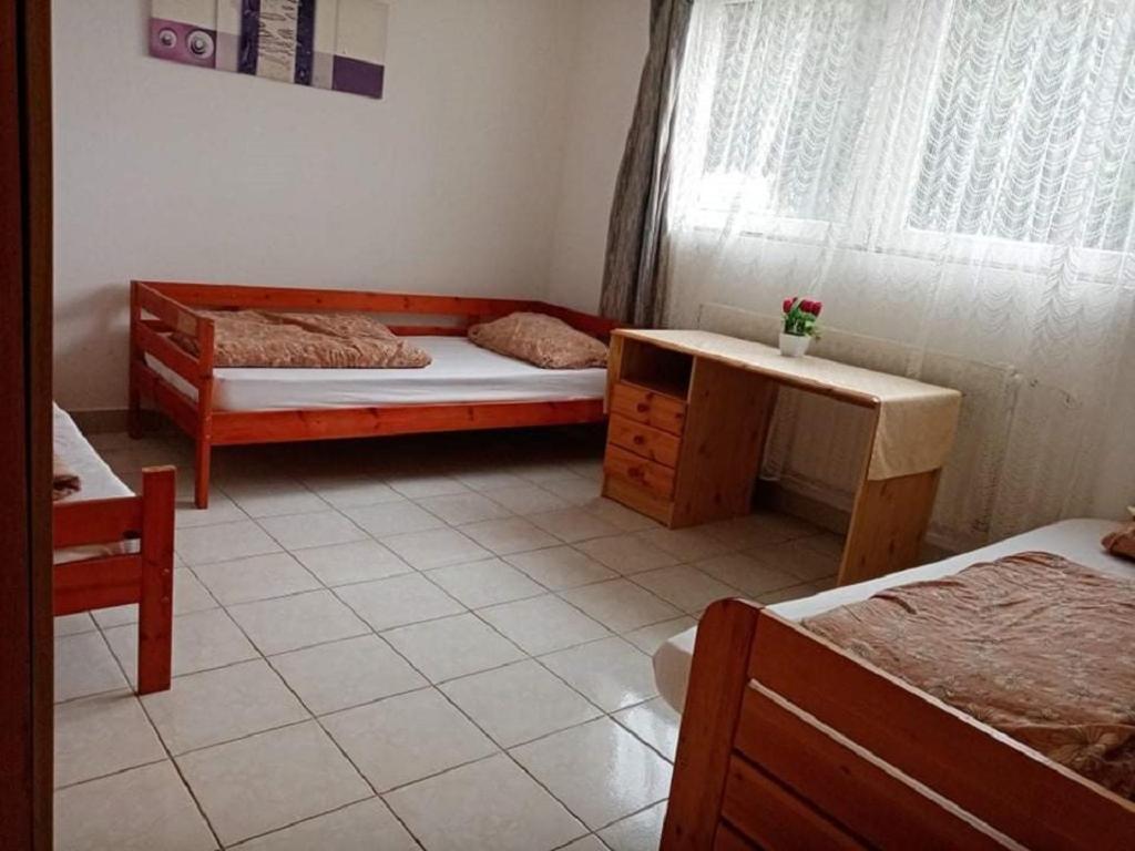 Malomtavi Vendeghaz Hotel Tapolca Buitenkant foto